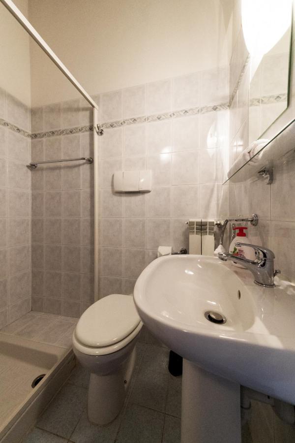 2-Bedroom Lakeview Apartment At The Lake Acquaseria エクステリア 写真